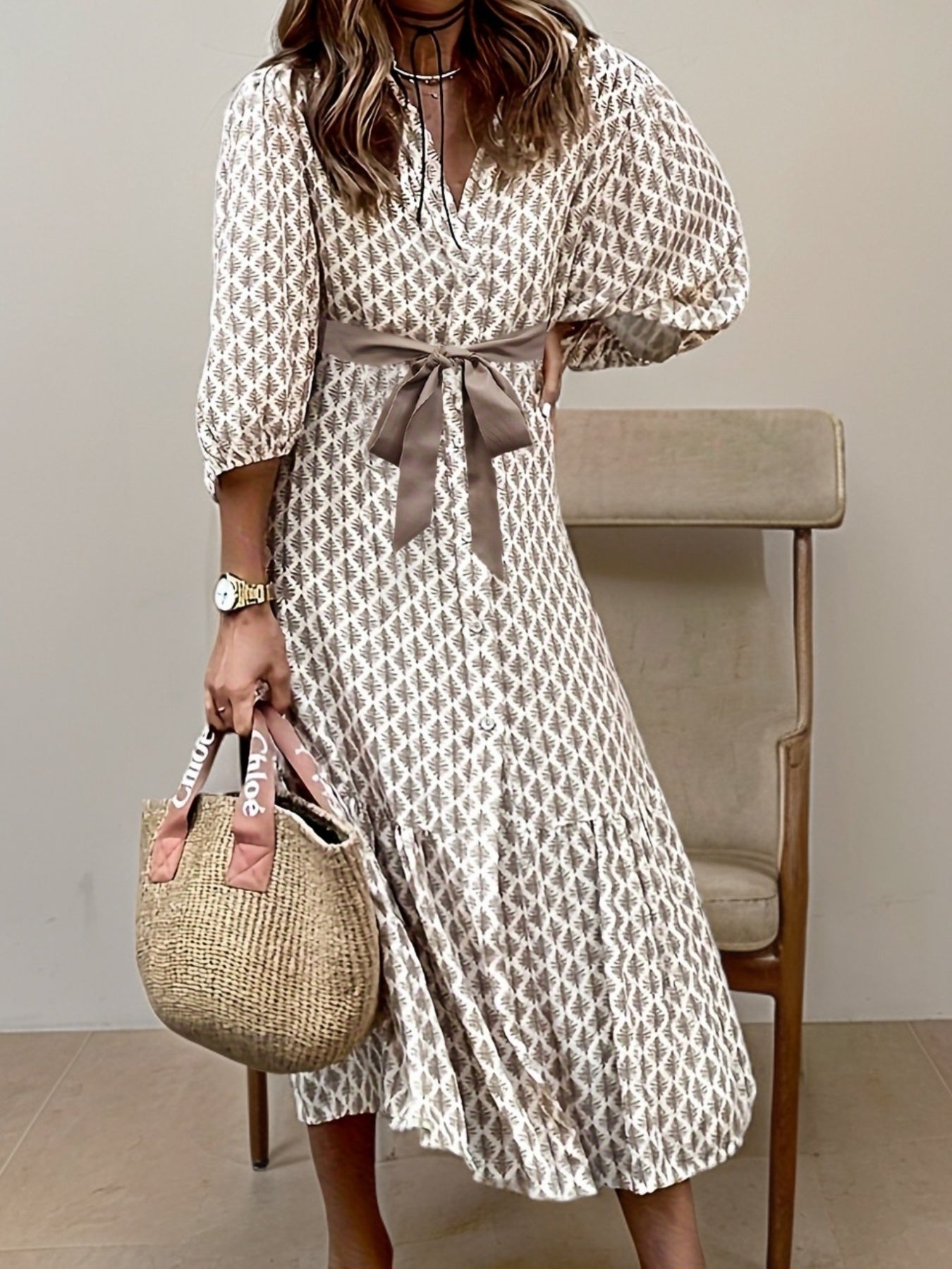 Doorknoopjurk Elegante Stijl met Strikdetail – Dayanna