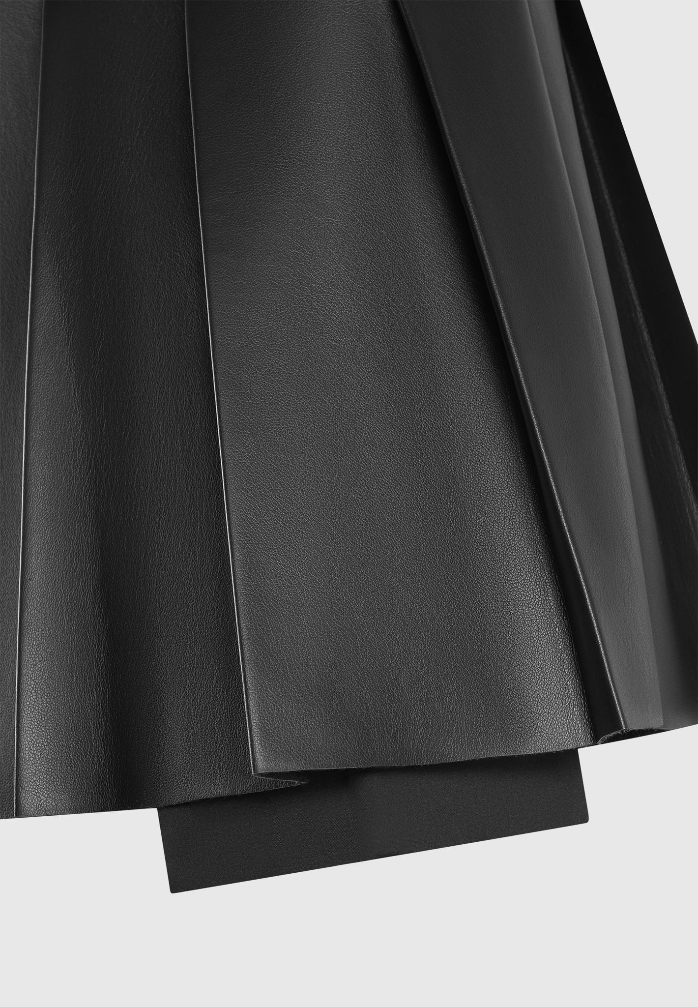 Skort Geplooid Leren Zwart – Corrie
