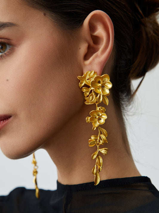 Oorbellen Goud met Bloem en Franjes – Fatima