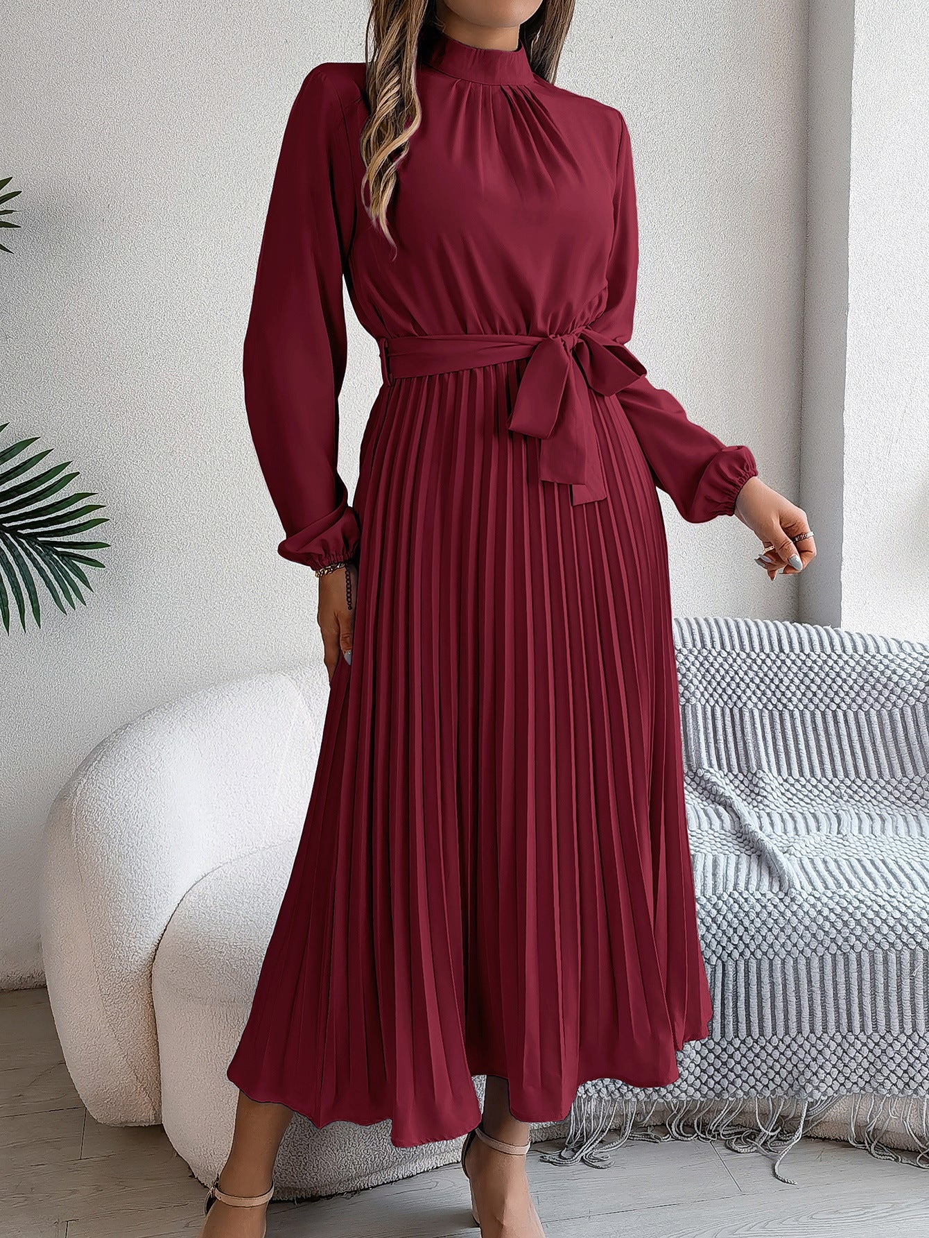 Damesjurk Elegante Opstaande Kraag & Geplooide Rok – Aleida