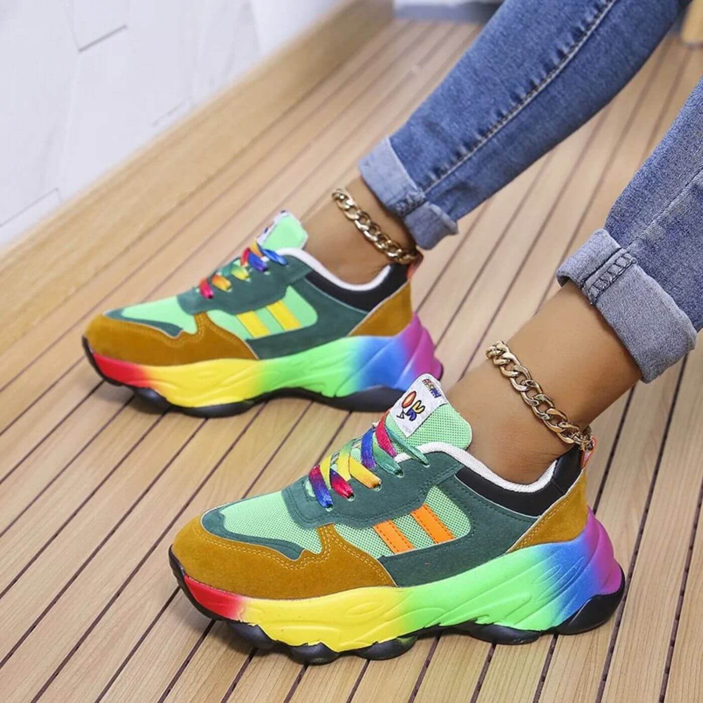 Sneaker Colorblock Design met Regenboogzool – Rufina