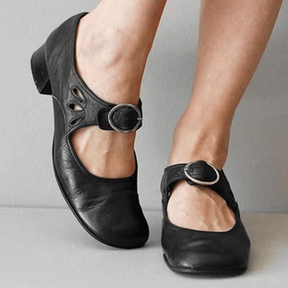Mary Jane Schoenen Leer Met Gesp – Sjoukje