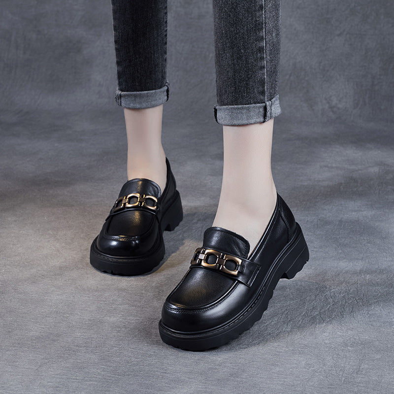 Dames Loafers Klassiek Met Kettingdetail – Rie