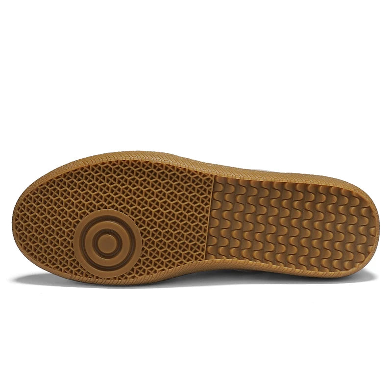 Sneakers Suède Stijlvol en Comfortabel – Aert