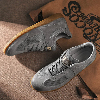 Sneakers Suède Stijlvol en Comfortabel – Aert