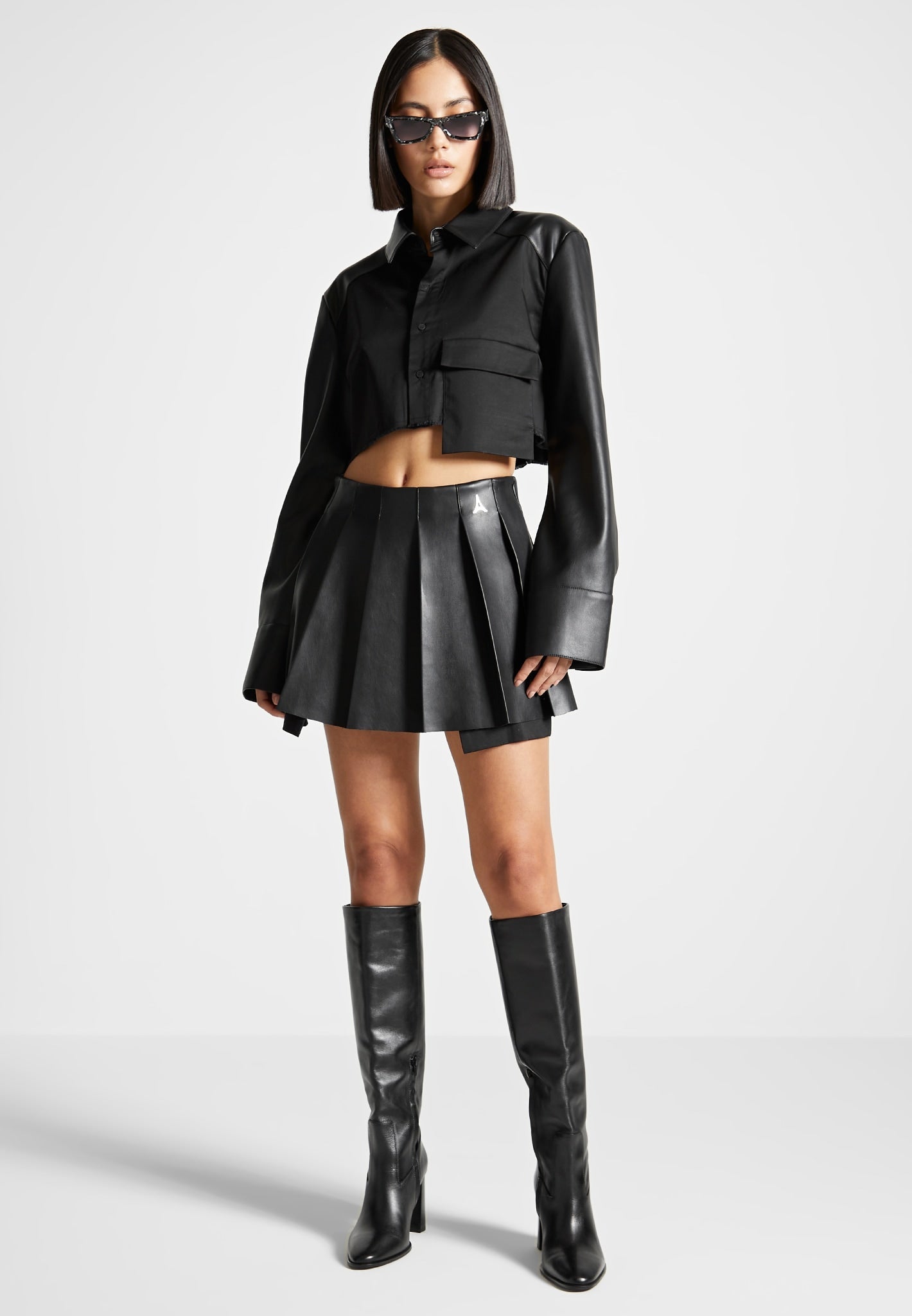 Skort Geplooid Leren Zwart – Corrie