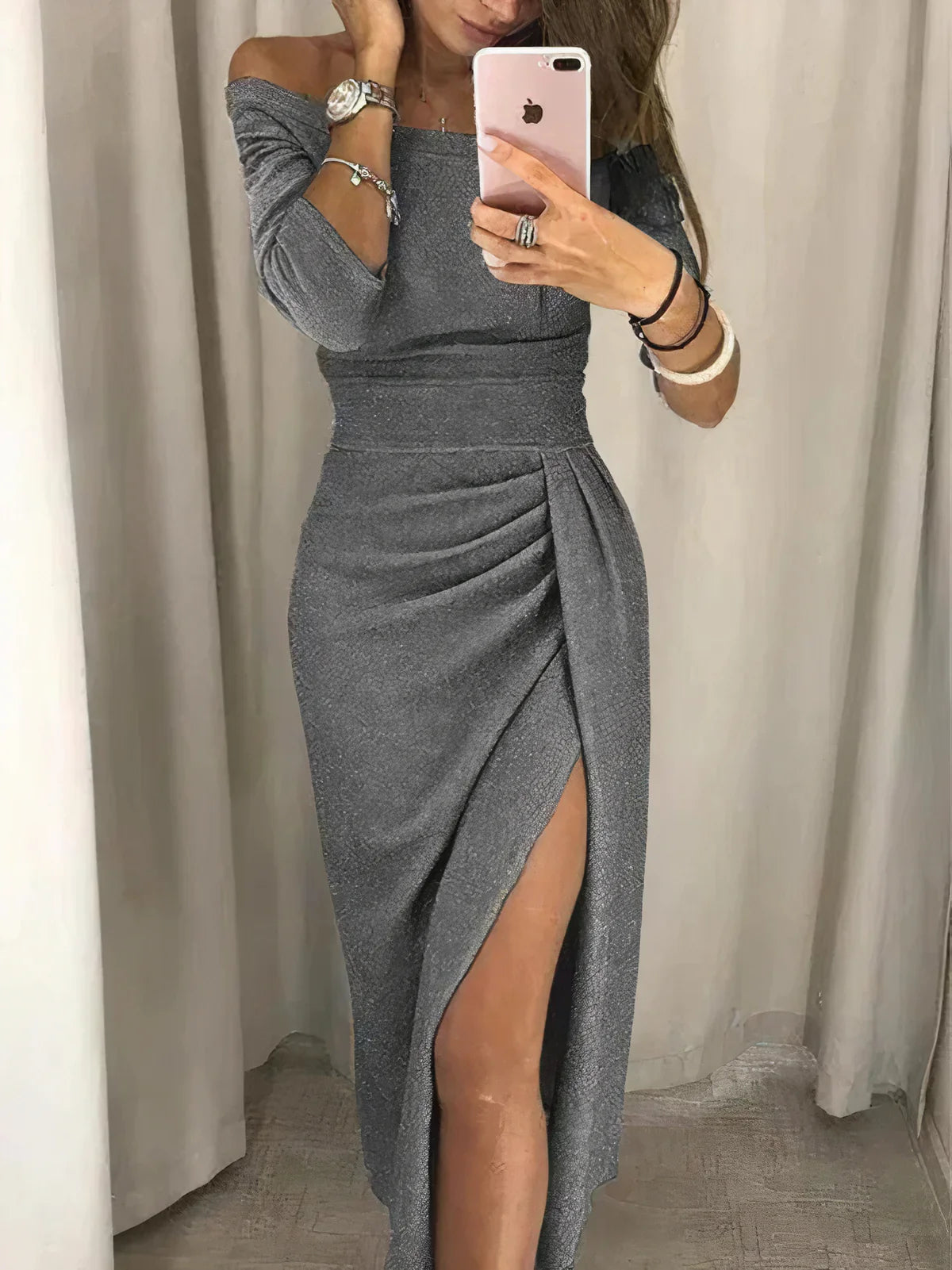 Jurk Elegante Split met Luxe Stof – Kristi